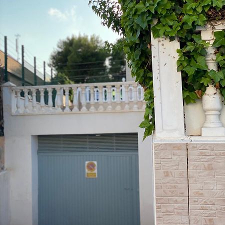 Torrevista Three Bedroom Apartment, Two Swimming Pools And Garage Torrevieja Exterior photo
