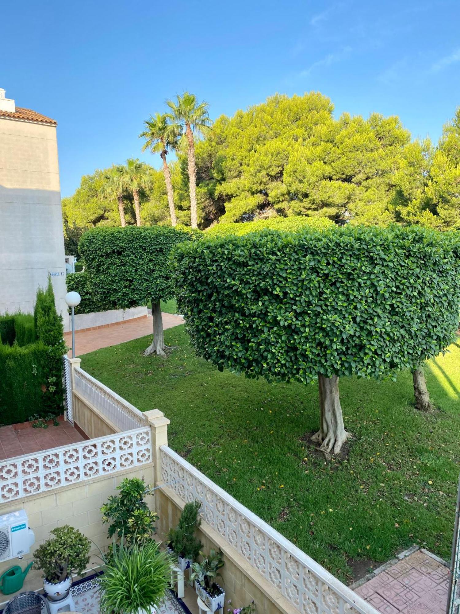 Torrevista Three Bedroom Apartment, Two Swimming Pools And Garage Torrevieja Exterior photo